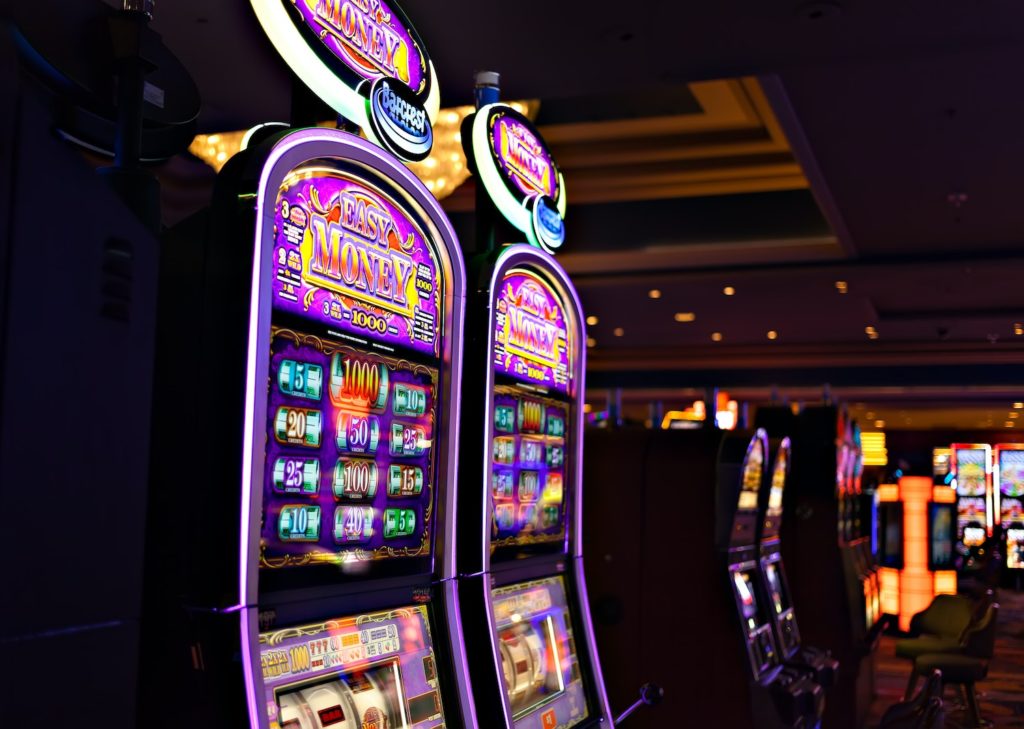 Discover the status of Wisconsin online casinos, potential legalization updates, and explore land-based and sweepstakes casino options for residents.